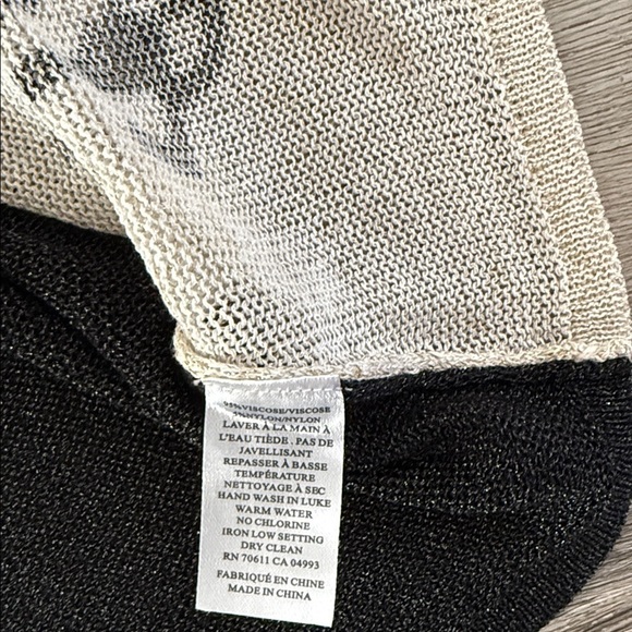 Vex and co Y2K vibes butterfly stud top small - Picture 5 of 6